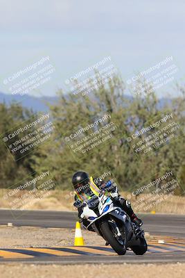 media/Feb-04-2024-SoCal Trackdays (Sun) [[91d6515b1d]]/2-Turn 3 (1015am)/